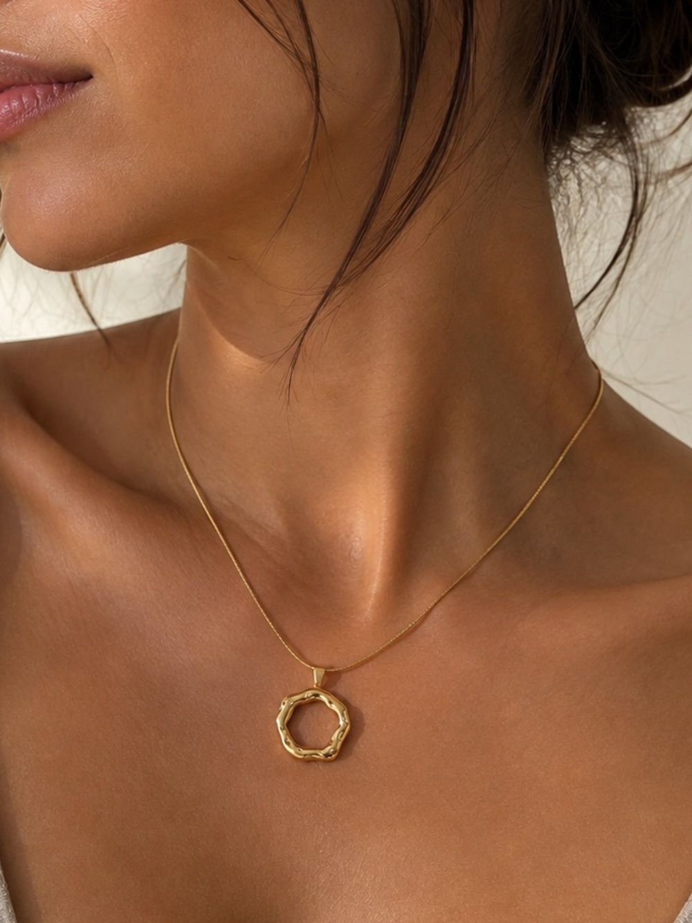 18K Gold Plated Circle Pendant Necklace